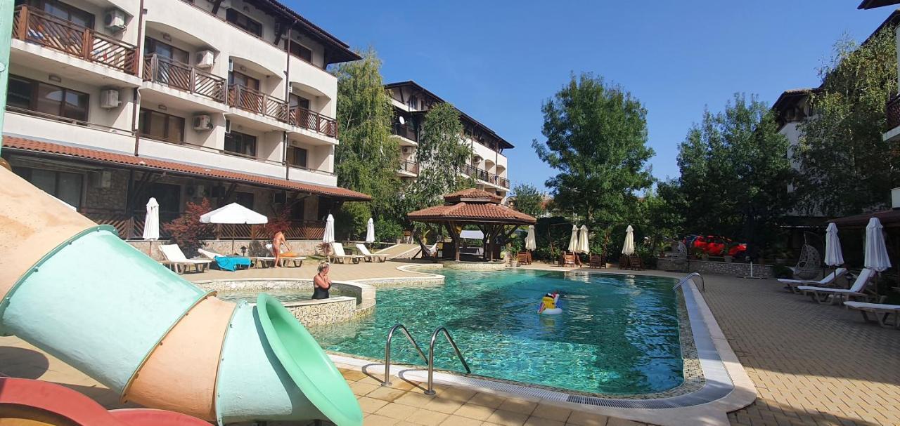 Mm Complex Apartment Primorsko Bagian luar foto